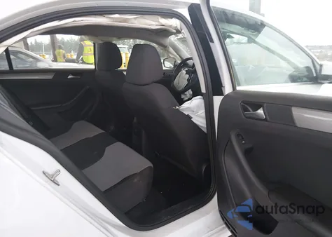 2017 Volkswagen Jetta 1.4T S z USA, uszkodzony, nr VIN 3VW2B7AJXHM313162